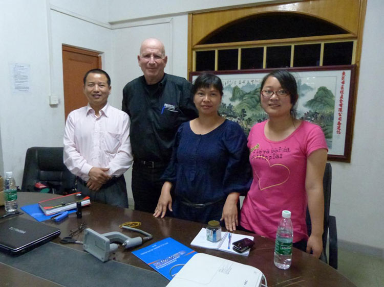 오스트리아 친구 Peter가 Nuote Metals에 오신 것을 환영합니다.