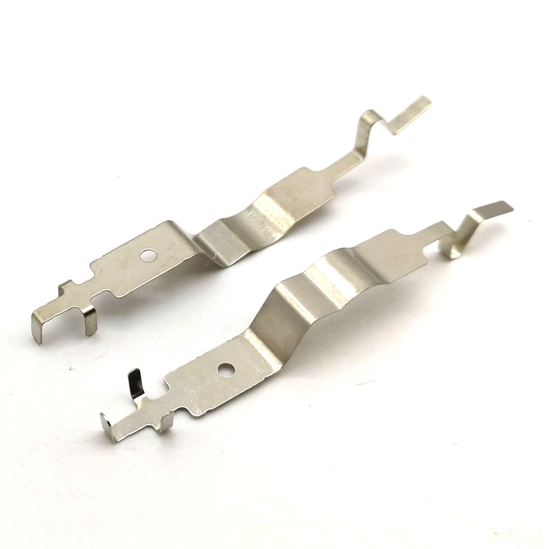 작은 부품 스탬핑